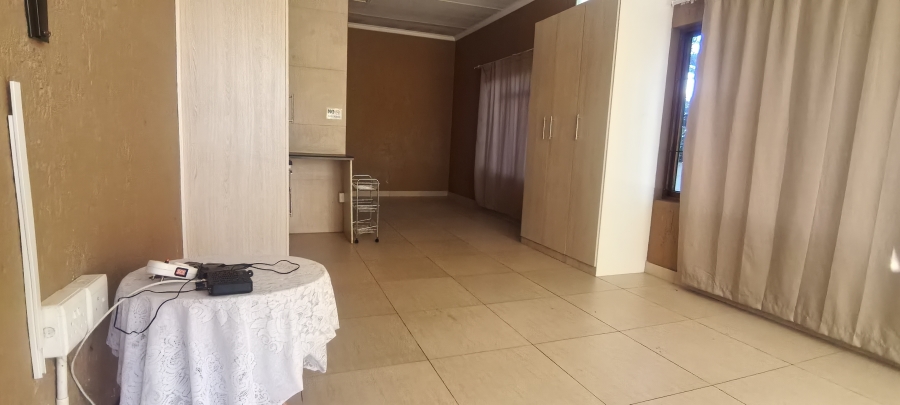 3 Bedroom Property for Sale in Dana Bay Western Cape